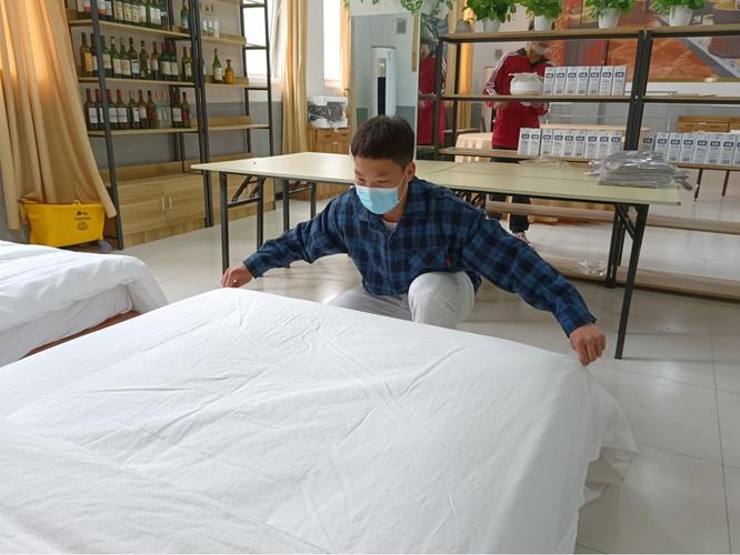 我院酒店管理实训室面向全体学生开放